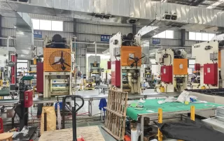 不锈钢冲压件加工必看:2025精密冲压工艺如何提升304薄板质量?