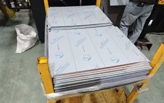 机器人激光切割3大优势,采购商如何定制家电钣金外壳?