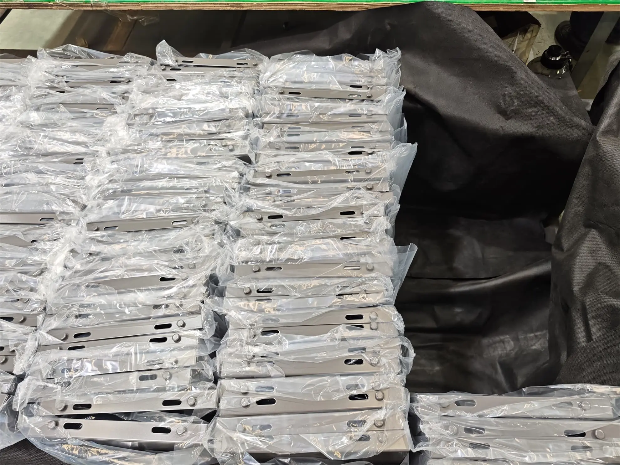 数控冲压成型必看：2025钣金加工如何保障冲压件精度公差？