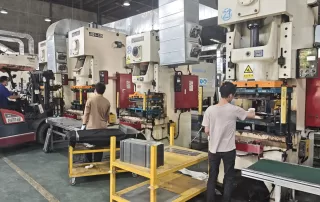 手机金属加工怎样降本提效？5步搞定手机铝合金外壳加工难题！