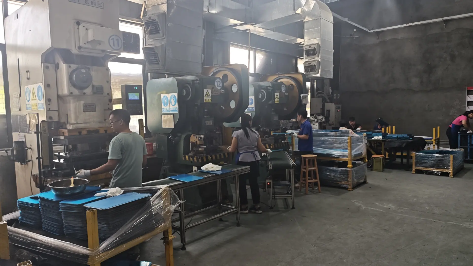 表面喷砂处理如何让金属更耐磨？10年经验总结解决方案！