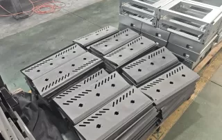 哪种金属易折弯适合批量OEM钣金加工?采购与工艺选择指南