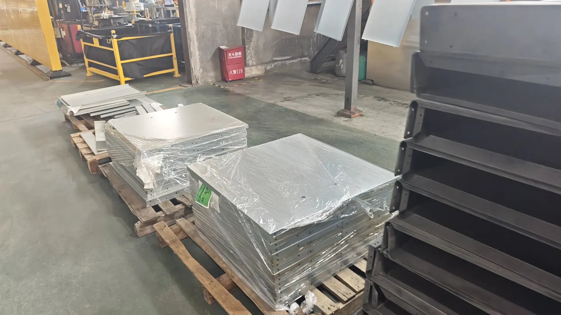 铝表面氧化处理全流程详解：工艺选择、缺陷解决与法规应对