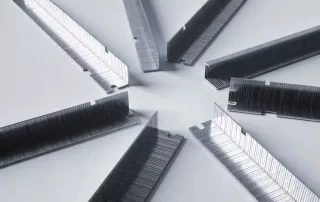 写实风格的薄金属加工成品展示，展示多个薄金属加工零件，突出成品细节和质感